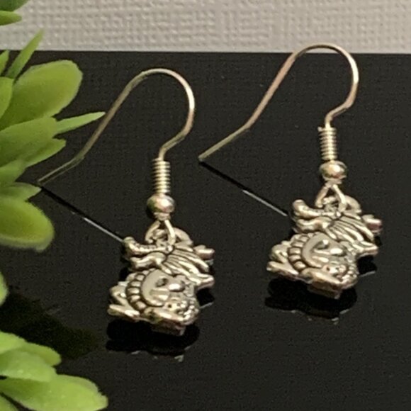 Dragon Earring, Chinese Earring, Gift Idea, Dragon Jewelry, Chinese Dragon - Picture 4 of 6